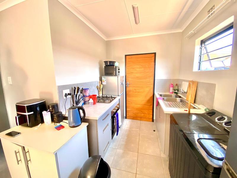 2 Bedroom Property for Sale in Protea Glen Gauteng