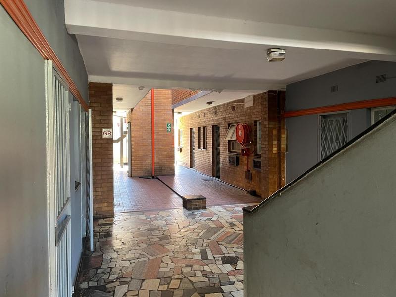 To Let 1 Bedroom Property for Rent in Sunnyside Gauteng