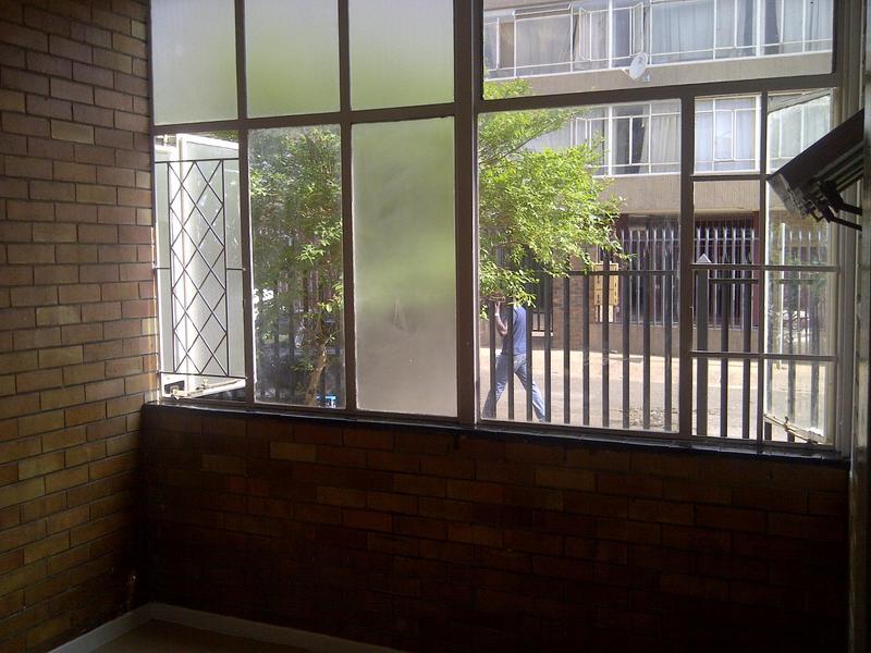 To Let 1 Bedroom Property for Rent in Sunnyside Gauteng