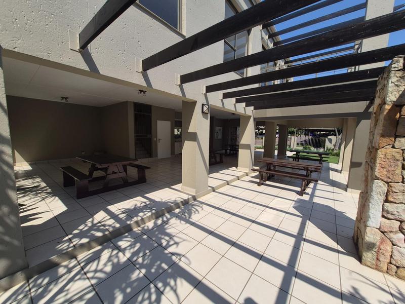 1 Bedroom Property for Sale in Paulshof Gauteng
