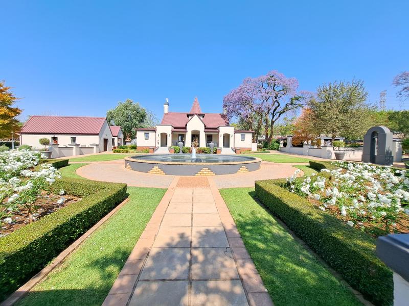 5 Bedroom Property for Sale in Boardwalk Meander Gauteng