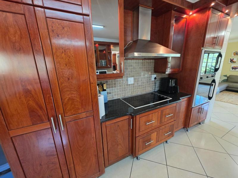 5 Bedroom Property for Sale in Boardwalk Meander Gauteng