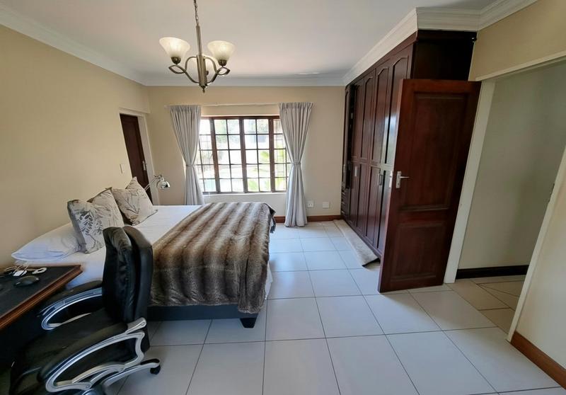 5 Bedroom Property for Sale in Boardwalk Meander Gauteng