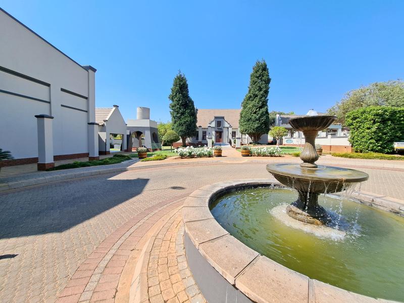 5 Bedroom Property for Sale in Boardwalk Meander Gauteng