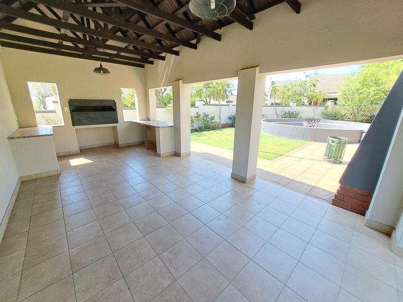 5 Bedroom Property for Sale in Boardwalk Meander Gauteng