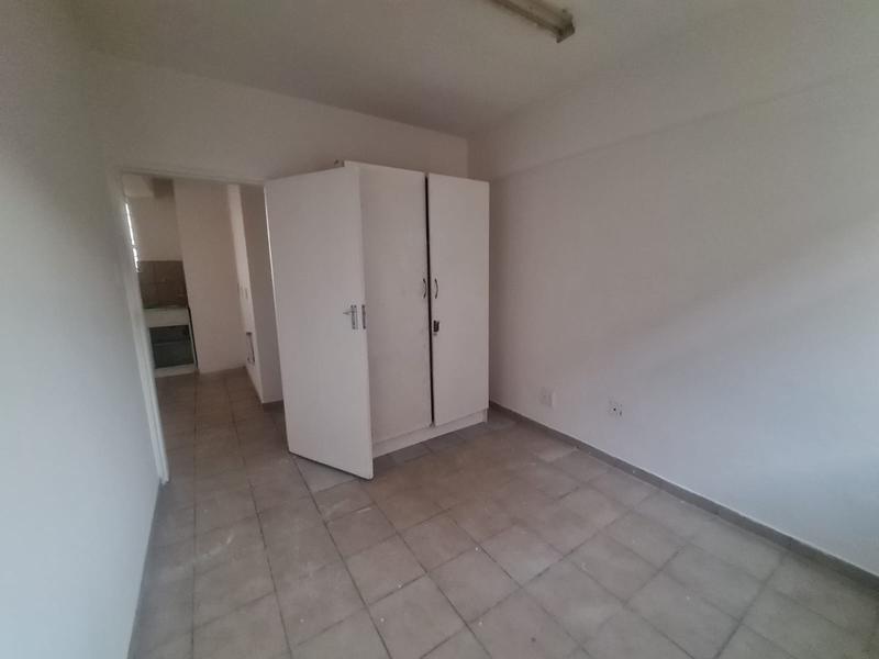 To Let 2 Bedroom Property for Rent in Laudium Gauteng