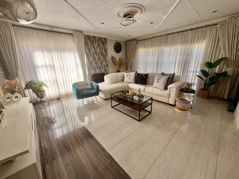 4 Bedroom Property for Sale in Vanderbijlpark CE 4 Gauteng
