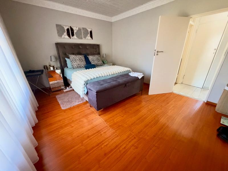 4 Bedroom Property for Sale in Vanderbijlpark CE 4 Gauteng