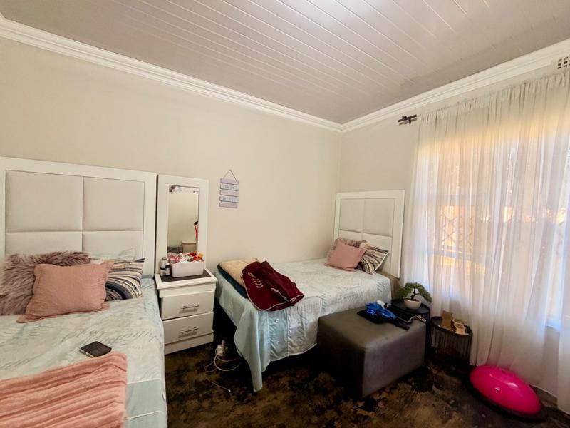 4 Bedroom Property for Sale in Vanderbijlpark CE 4 Gauteng