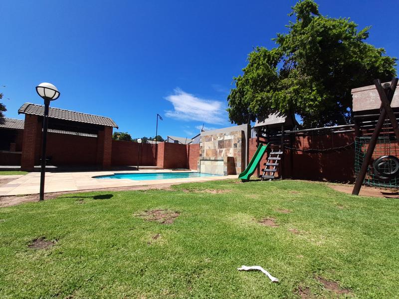 2 Bedroom Property for Sale in North Riding Gauteng