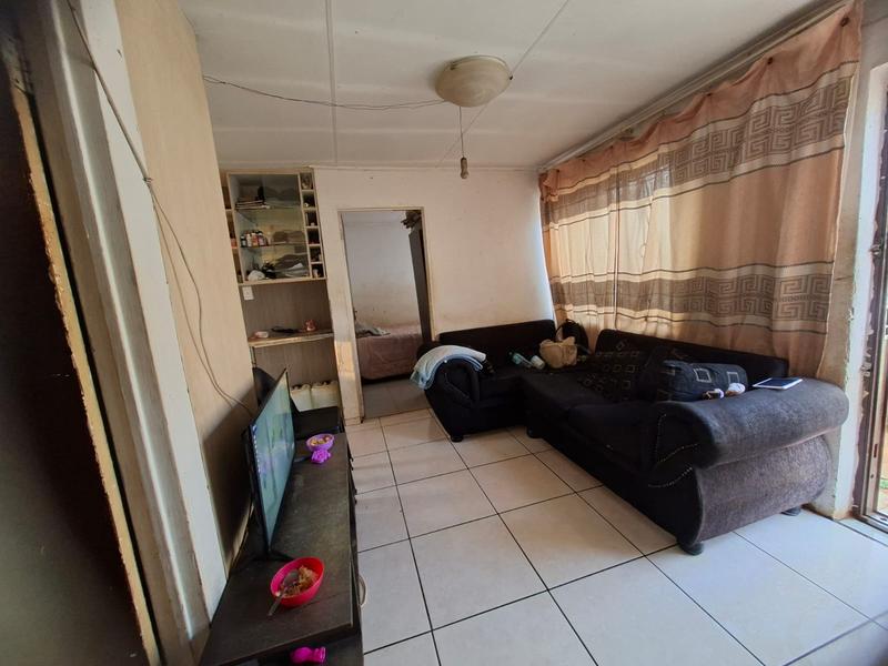 3 Bedroom Property for Sale in Protea Glen Gauteng
