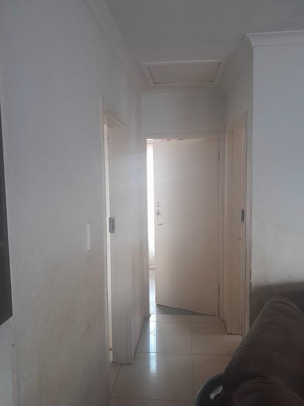 2 Bedroom Property for Sale in Braamfischerville Gauteng