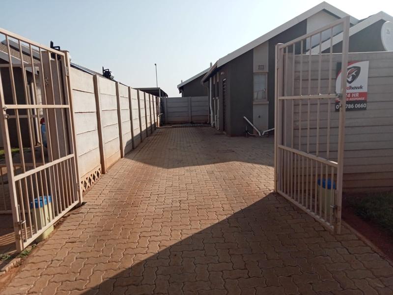 2 Bedroom Property for Sale in Sky City Gauteng