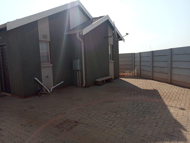2 Bedroom Property for Sale in Sky City Gauteng