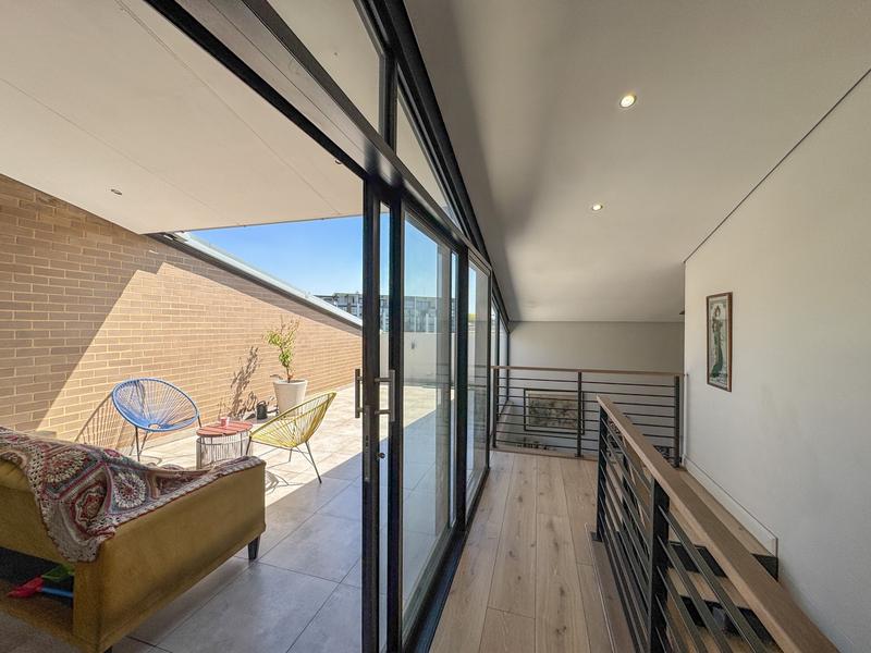 2 Bedroom Property for Sale in Midfield Estate Gauteng