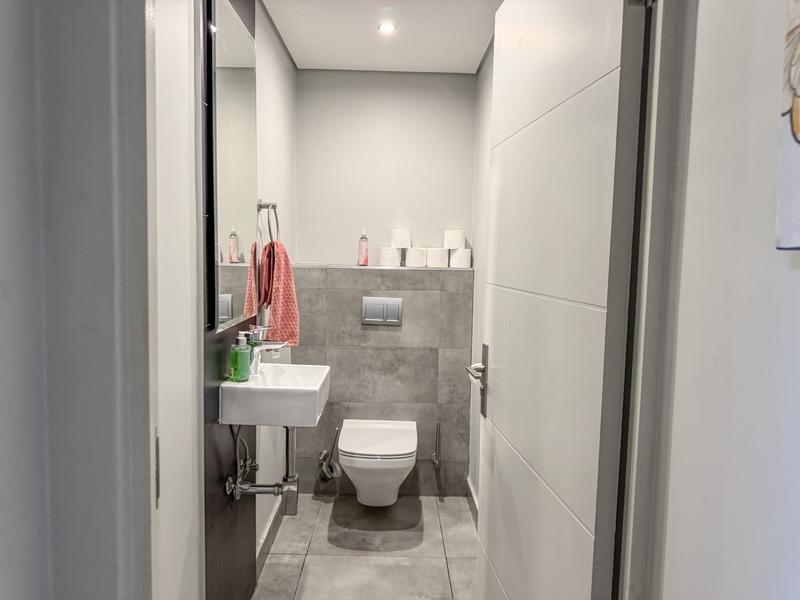2 Bedroom Property for Sale in Midfield Estate Gauteng