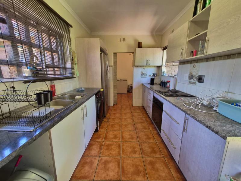 3 Bedroom Property for Sale in Verwoerdpark Gauteng