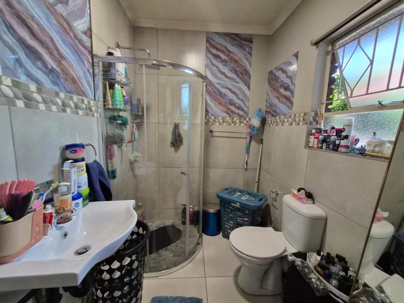 3 Bedroom Property for Sale in Verwoerdpark Gauteng