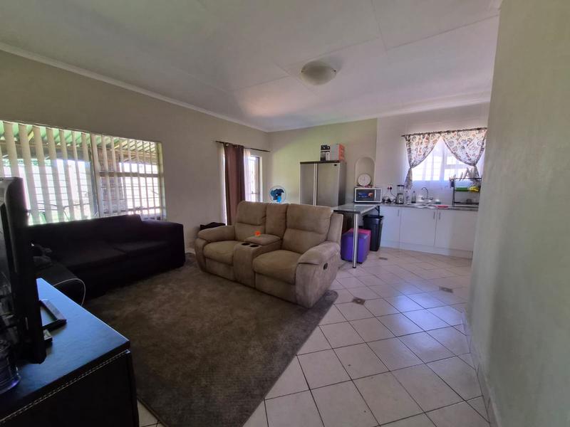 3 Bedroom Property for Sale in Verwoerdpark Gauteng