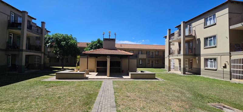 3 Bedroom Property for Sale in Queenswood Gauteng