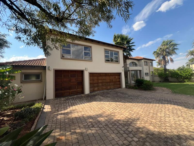 7 Bedroom Property for Sale in Theresa Park Gauteng