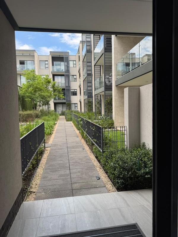 To Let 1 Bedroom Property for Rent in Houghton Estate Gauteng
