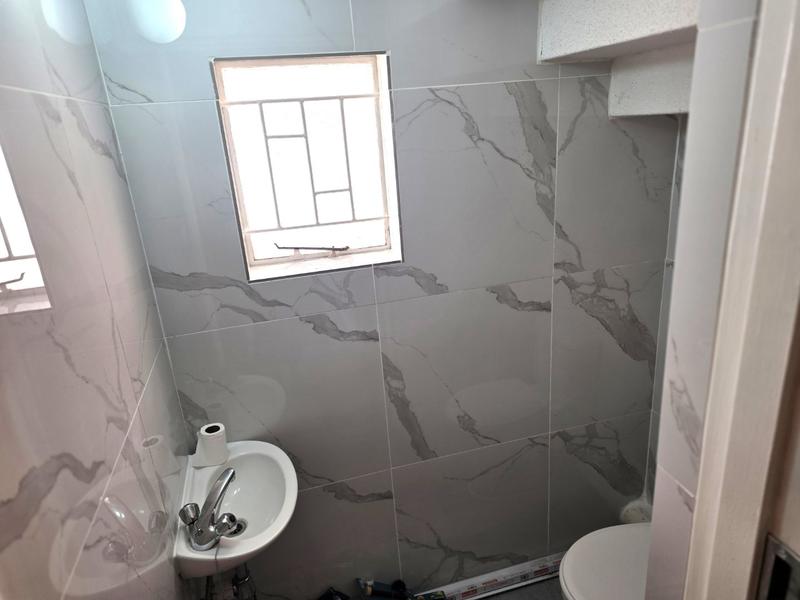 To Let 3 Bedroom Property for Rent in Rangeview Gauteng