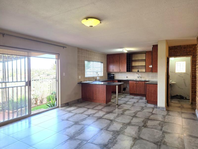 To Let 3 Bedroom Property for Rent in Rangeview Gauteng