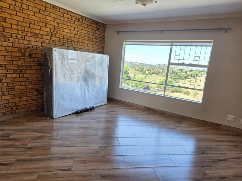 To Let 3 Bedroom Property for Rent in Rangeview Gauteng