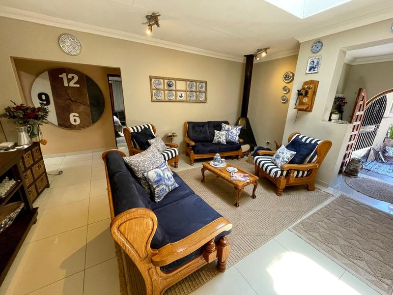 6 Bedroom Property for Sale in Kenmare Gauteng