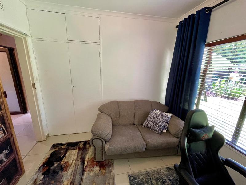 6 Bedroom Property for Sale in Kenmare Gauteng