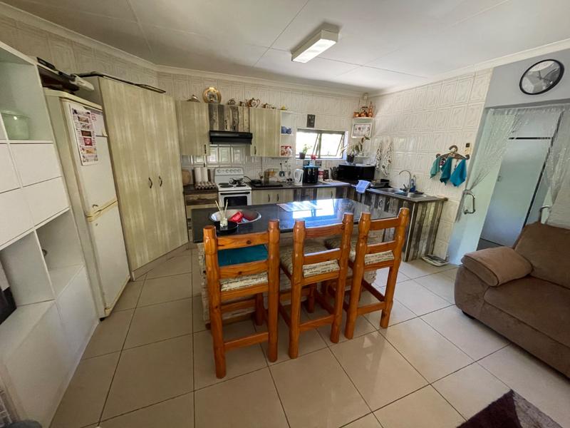 6 Bedroom Property for Sale in Kenmare Gauteng