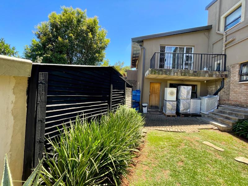 6 Bedroom Property for Sale in Kenmare Gauteng