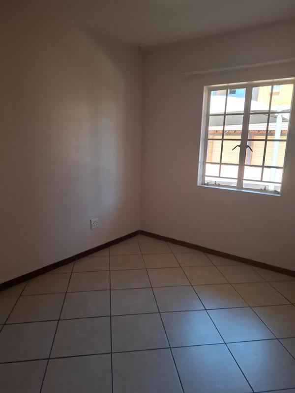 To Let 2 Bedroom Property for Rent in Stone Ridge Gauteng