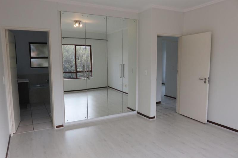 To Let 3 Bedroom Property for Rent in Fourways Gauteng