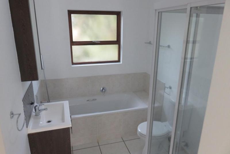 To Let 3 Bedroom Property for Rent in Fourways Gauteng