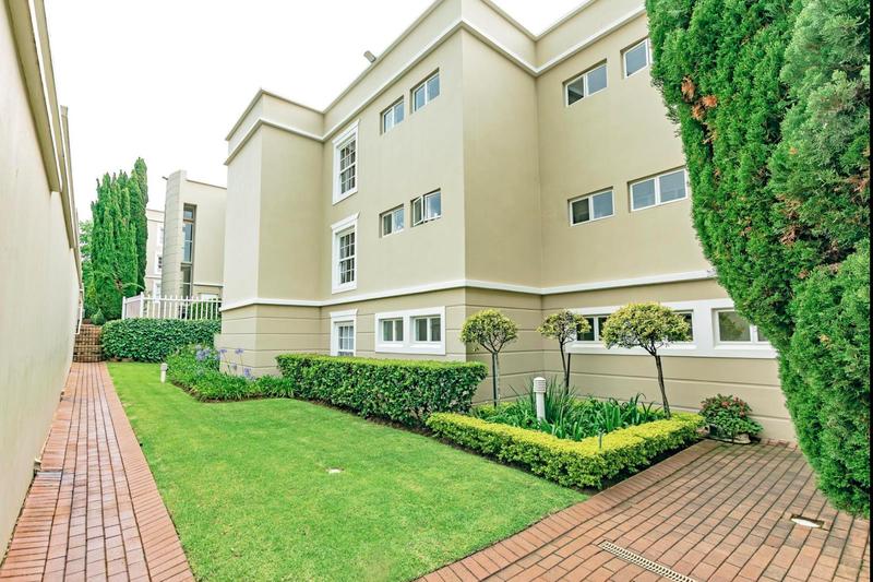 To Let 2 Bedroom Property for Rent in Sandown Gauteng