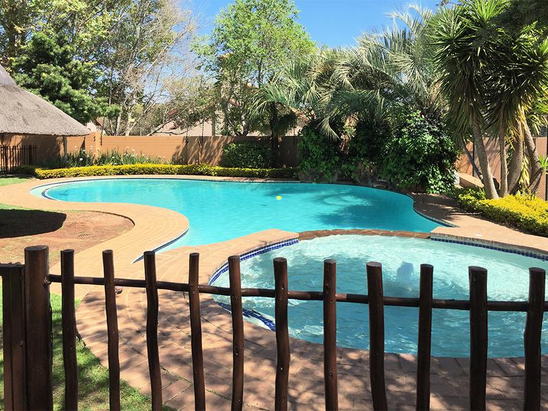 2 Bedroom Property for Sale in Douglasdale Gauteng