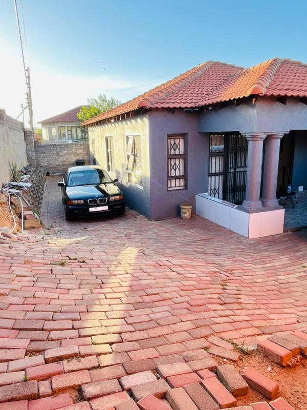 3 Bedroom Property for Sale in Cosmo City Gauteng