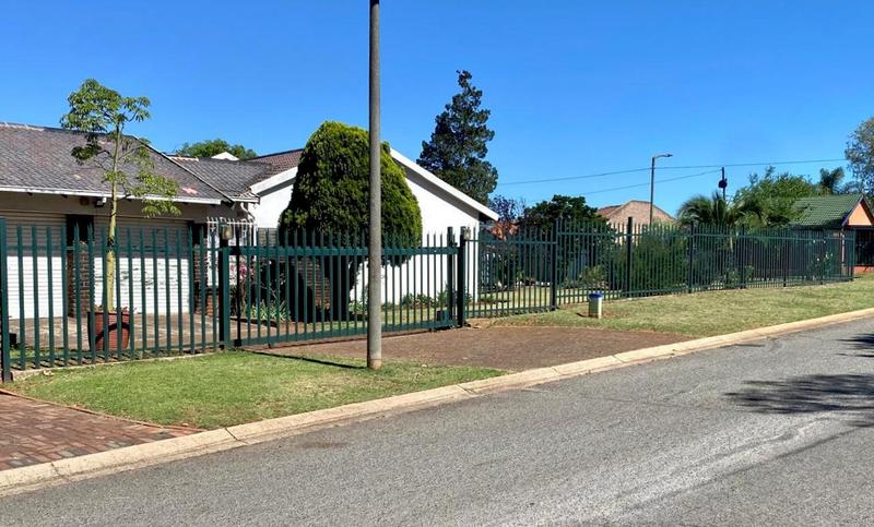 4 Bedroom Property for Sale in Krugersdorp North Gauteng