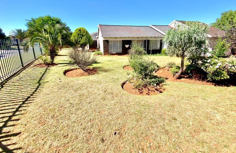 4 Bedroom Property for Sale in Krugersdorp North Gauteng