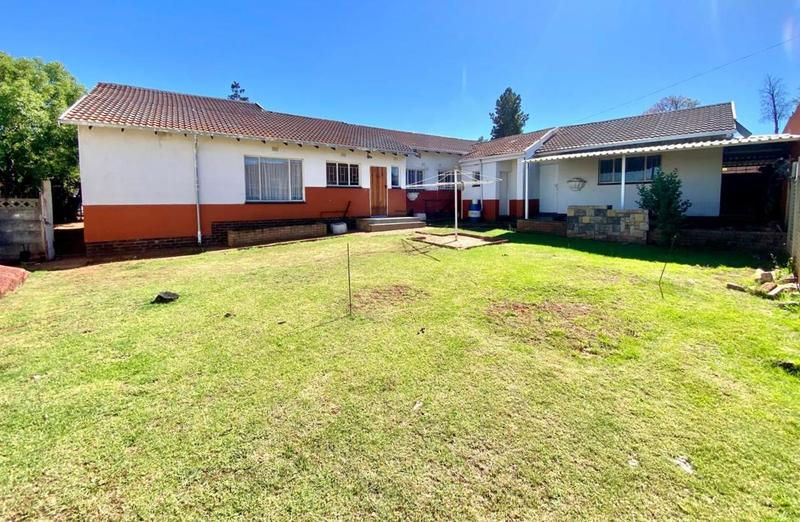 4 Bedroom Property for Sale in Krugersdorp North Gauteng