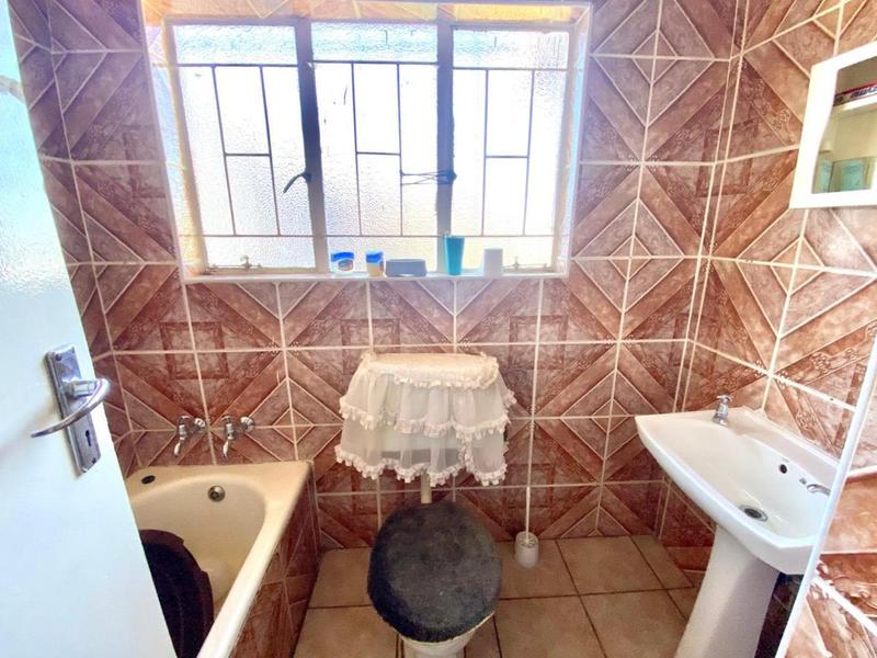 4 Bedroom Property for Sale in Krugersdorp North Gauteng