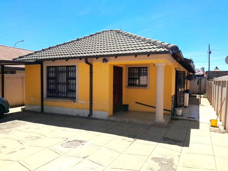 3 Bedroom Property for Sale in Protea Glen Gauteng