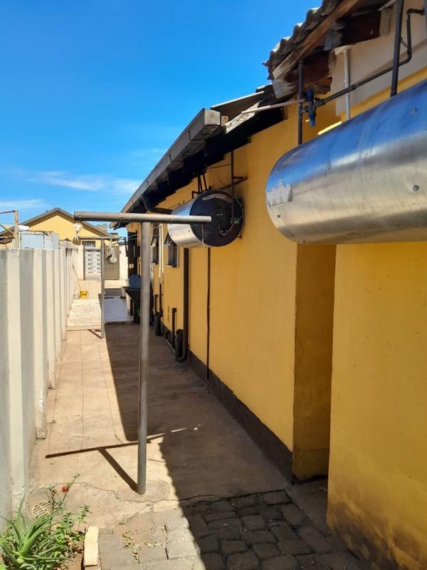 3 Bedroom Property for Sale in Protea Glen Gauteng