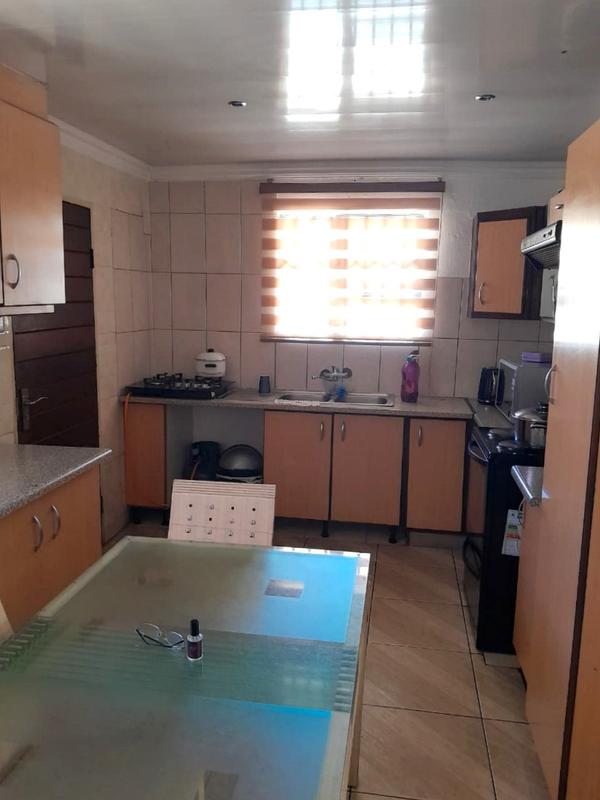3 Bedroom Property for Sale in Protea Glen Gauteng