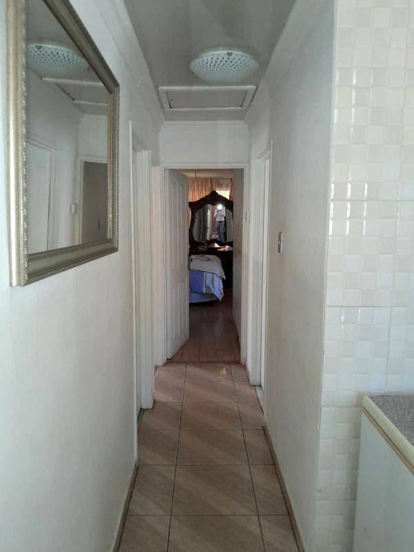 3 Bedroom Property for Sale in Protea Glen Gauteng