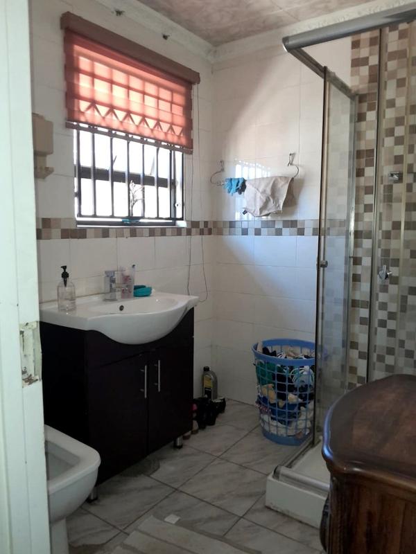 3 Bedroom Property for Sale in Protea Glen Gauteng