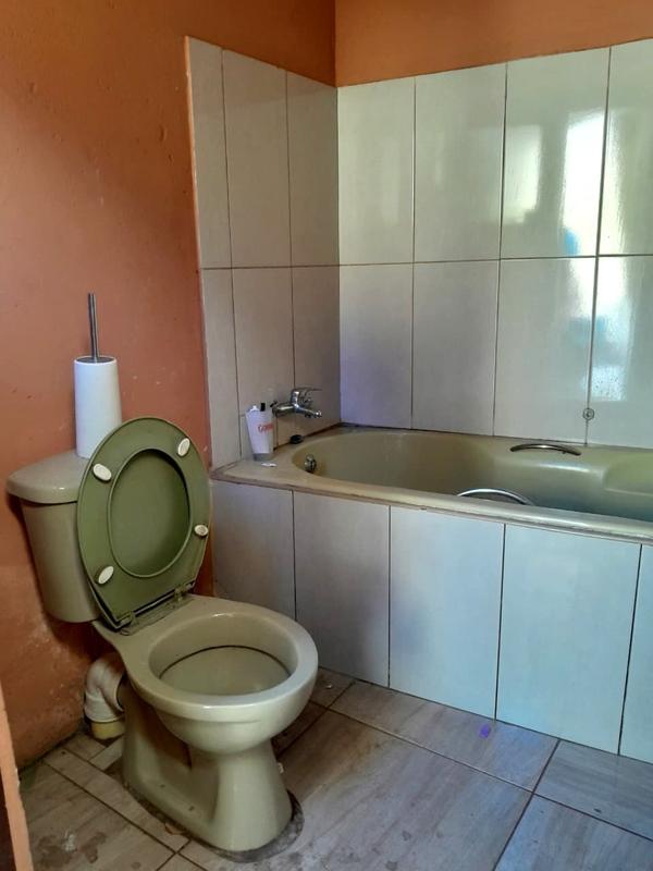 3 Bedroom Property for Sale in Protea Glen Gauteng