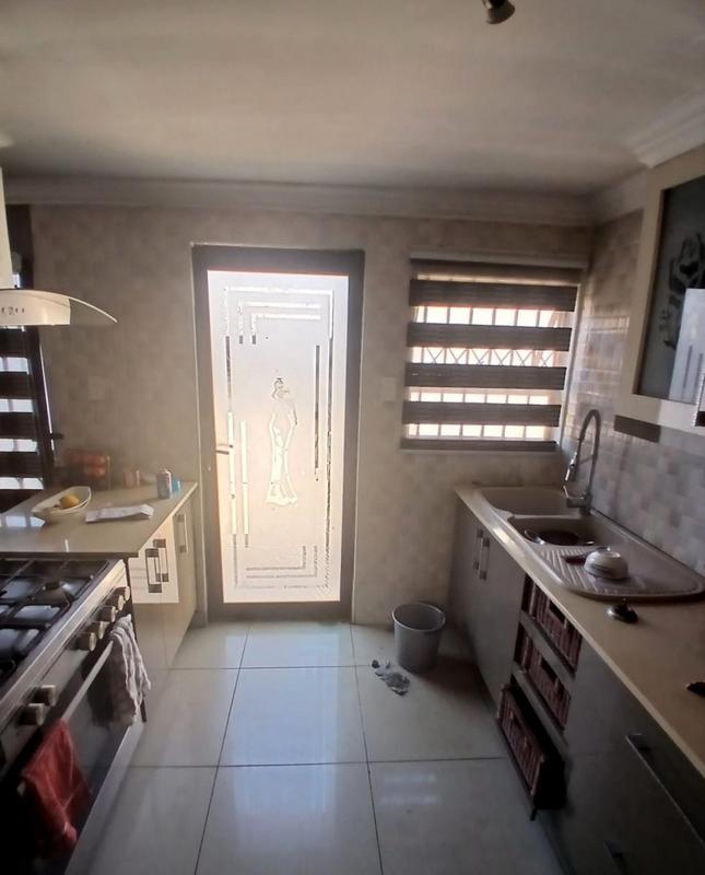2 Bedroom Property for Sale in Tokoza Gauteng